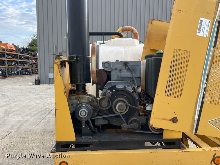 image for item DP0104 2001 Vermeer E900  vacuum excavator