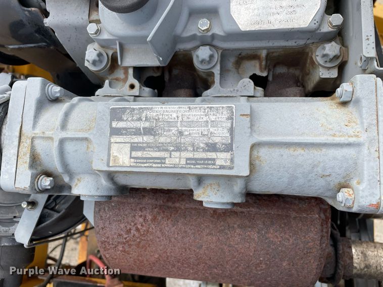 image for item DP0104 2001 Vermeer E900  vacuum excavator