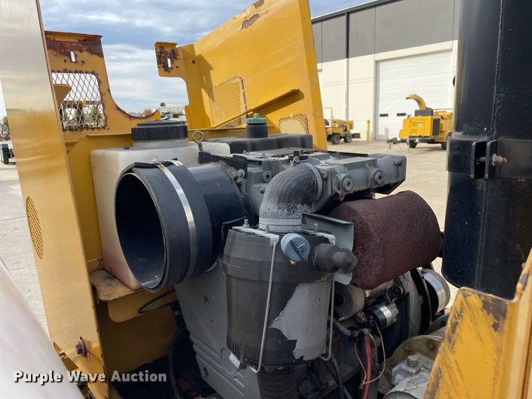 image for item DP0104 2001 Vermeer E900  vacuum excavator