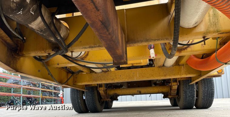 image for item DP0104 2001 Vermeer E900  vacuum excavator