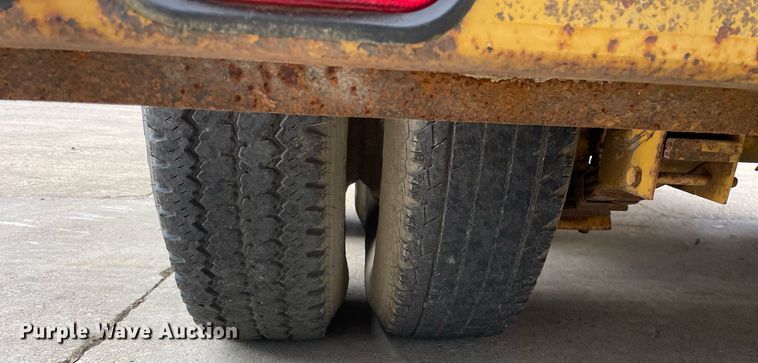 image for item DP0104 2001 Vermeer E900  vacuum excavator