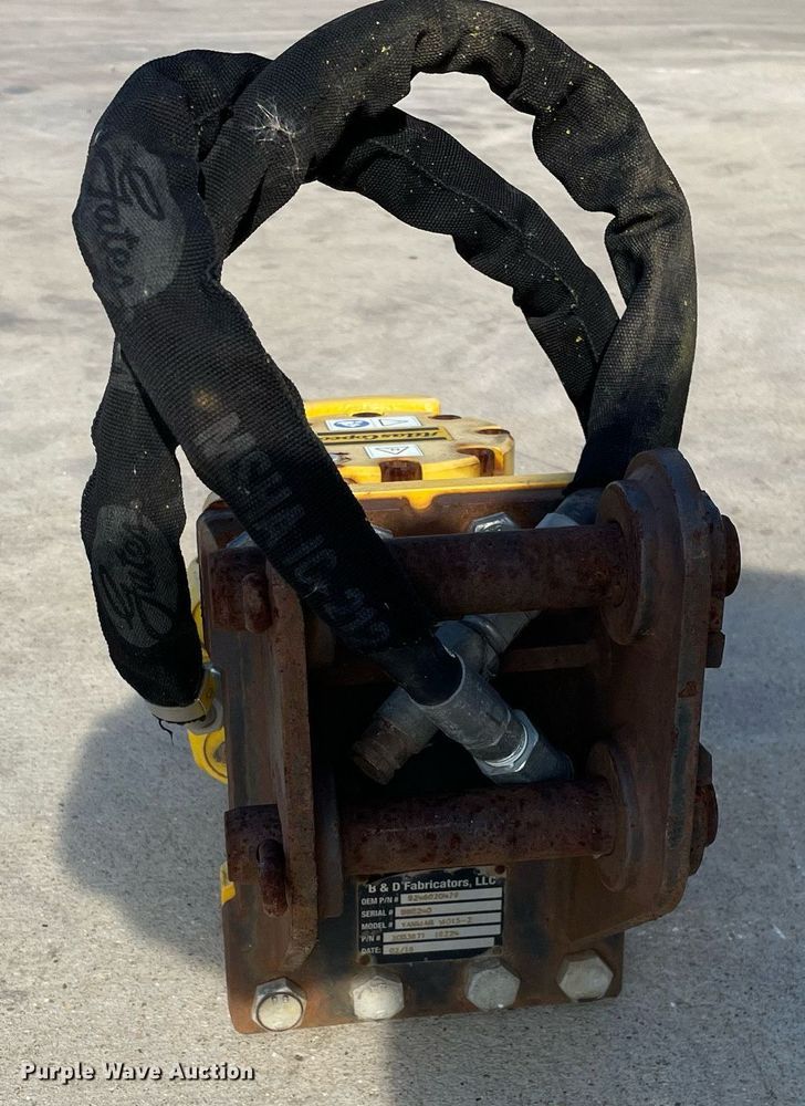 image for item DP0114 2016 Atlas Copco SB102  breaker