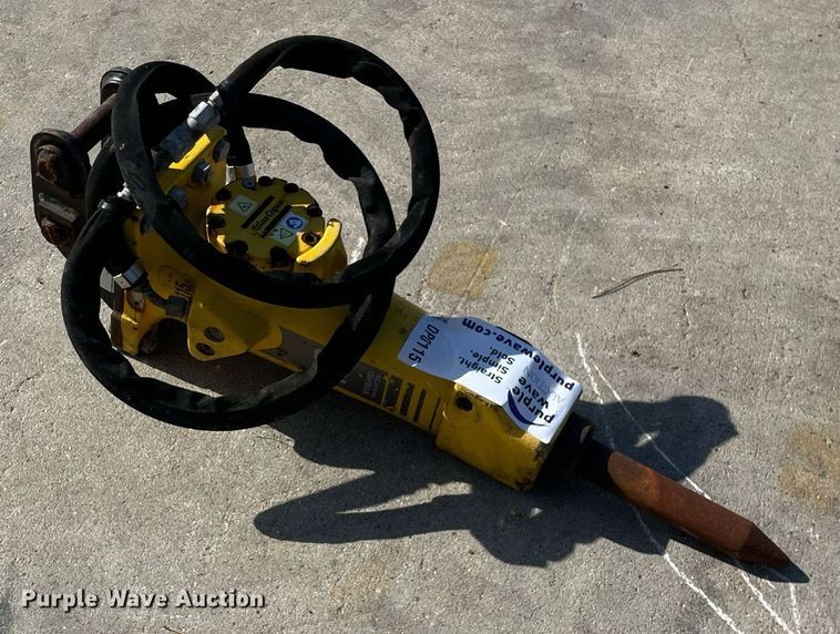 image for item DP0115 2015 Atlas Copco SB102  breaker