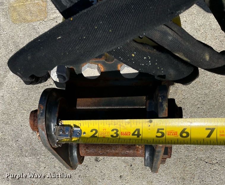 image for item DP0115 2015 Atlas Copco SB102  breaker