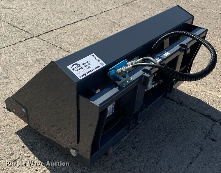 image for item DP0118 2020 Vermeer  compact utility loader bucket