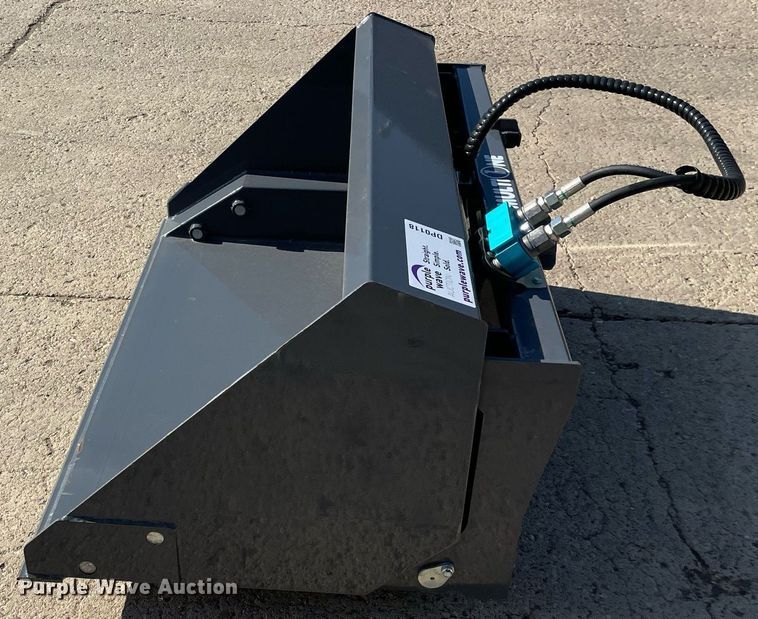 image for item DP0118 2020 Vermeer  compact utility loader bucket