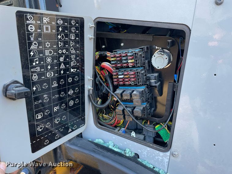 image for item DP0193 2014 Caterpillar 907H2  wheel loader