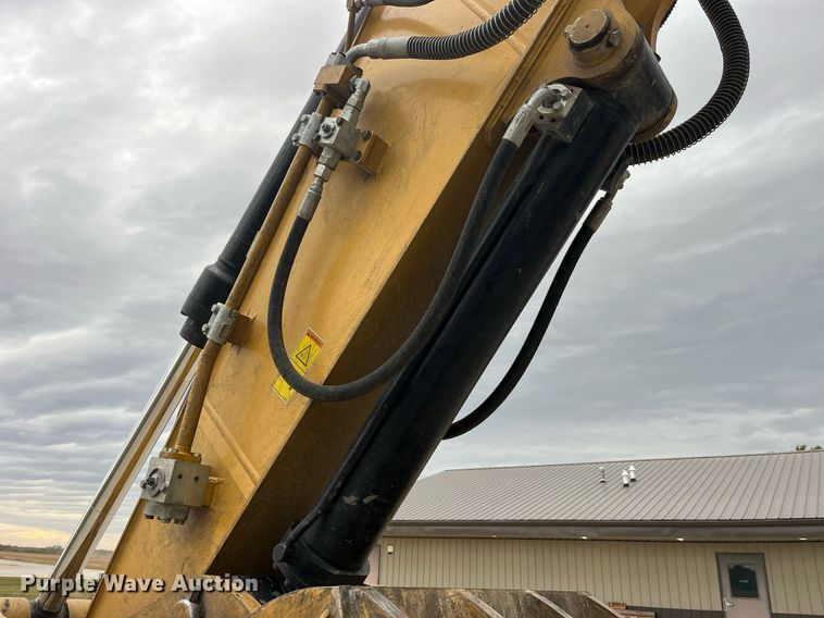 image for item DP2115 2021 Caterpillar 320GC  excavator