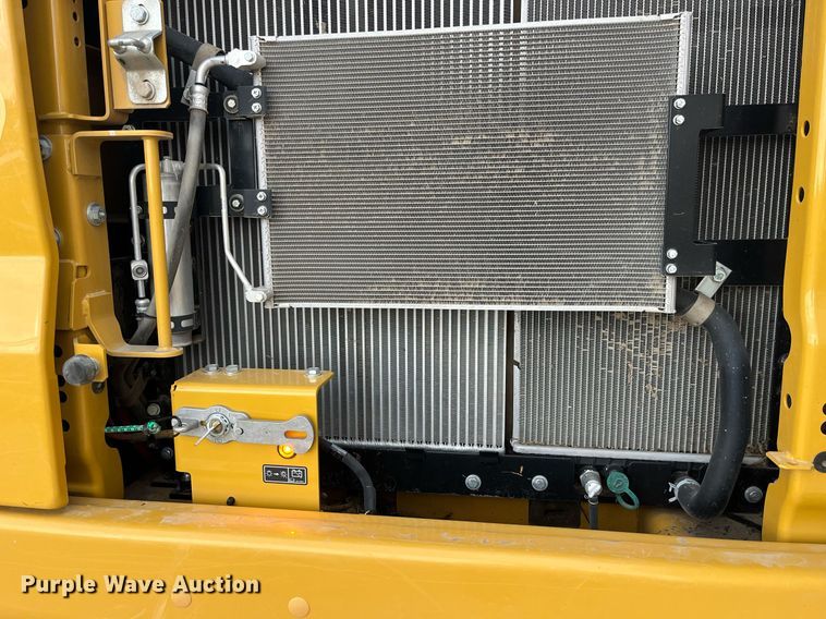 image for item DP2115 2021 Caterpillar 320GC  excavator