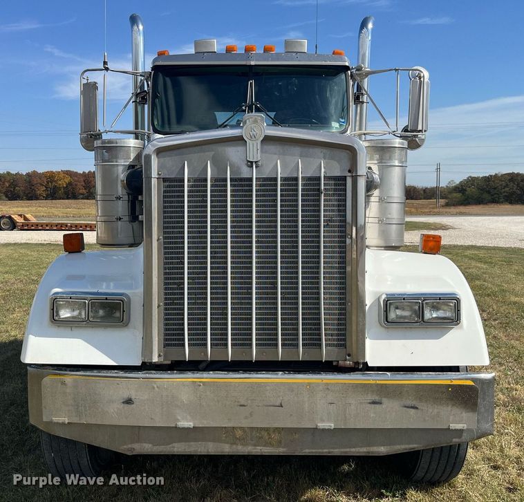 image for item DP2116 1997 Kenworth W900  semi truck