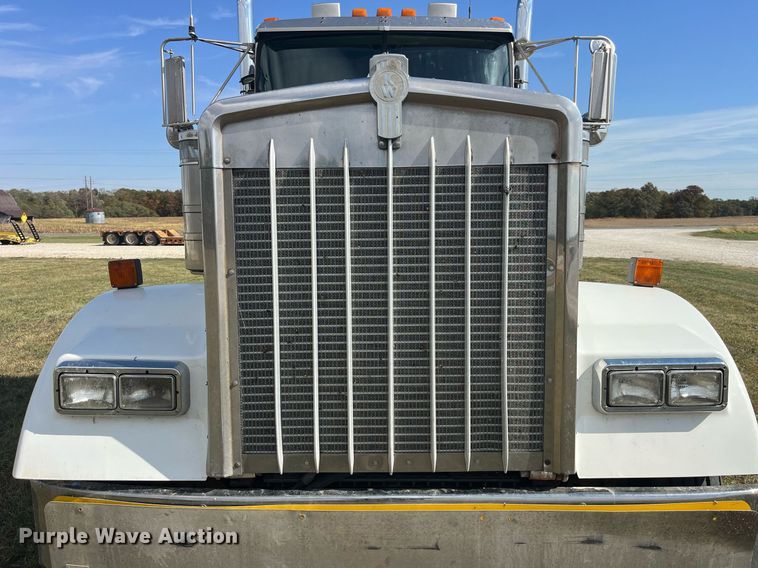 image for item DP2116 1997 Kenworth W900  semi truck