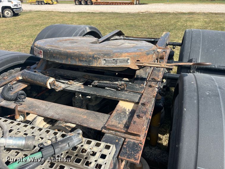 image for item DP2116 1997 Kenworth W900  semi truck