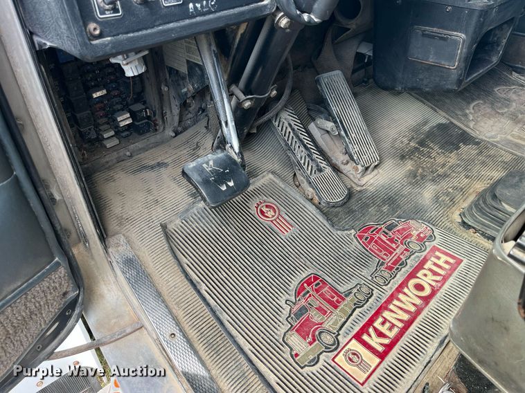 image for item DP2116 1997 Kenworth W900  semi truck