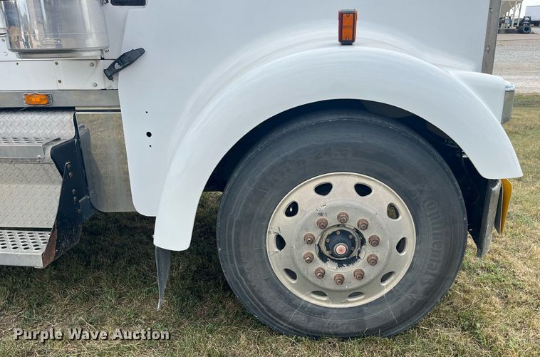 image for item DP2116 1997 Kenworth W900  semi truck