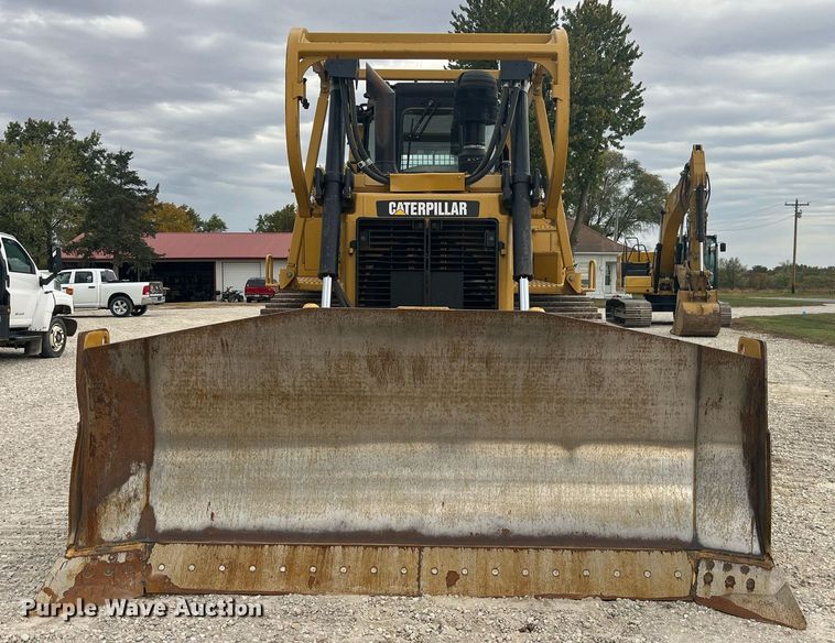image for item DP2117 2013 Caterpillar D6TXW  dozer