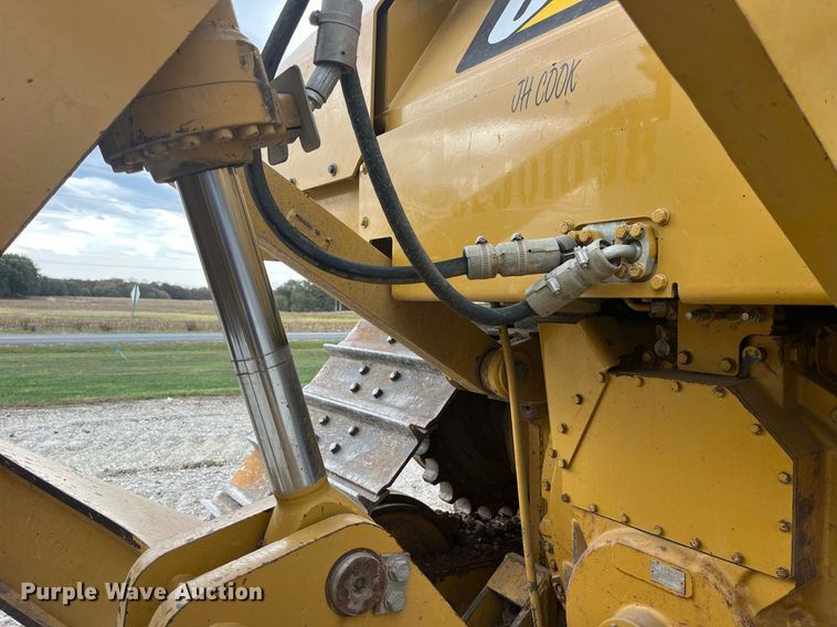 image for item DP2117 2013 Caterpillar D6TXW  dozer