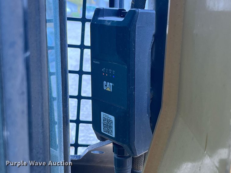 image for item DP2117 2013 Caterpillar D6TXW  dozer