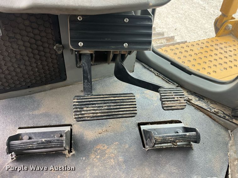 image for item DP2117 2013 Caterpillar D6TXW  dozer