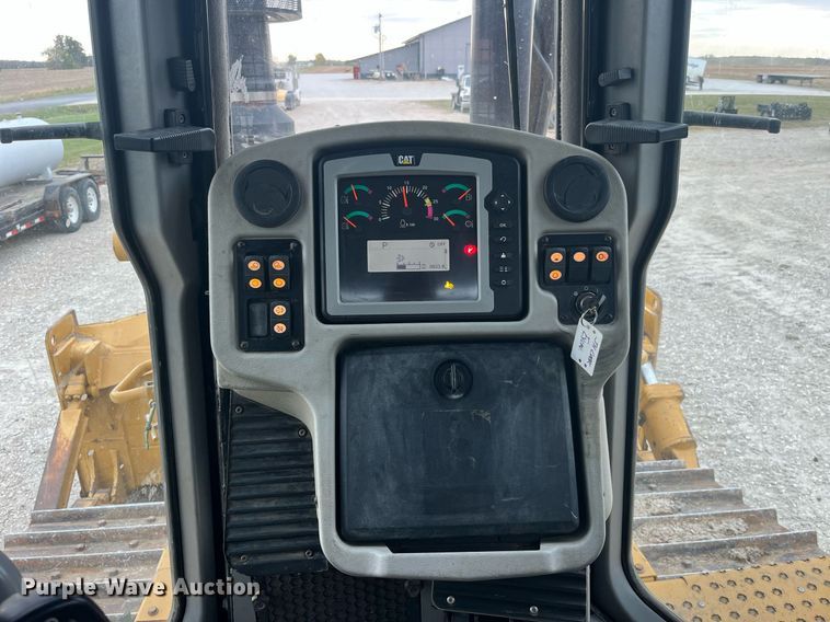 image for item DP2117 2013 Caterpillar D6TXW  dozer