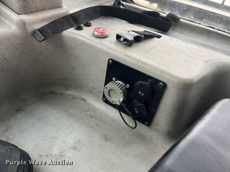 image for item DP2117 2013 Caterpillar D6TXW  dozer