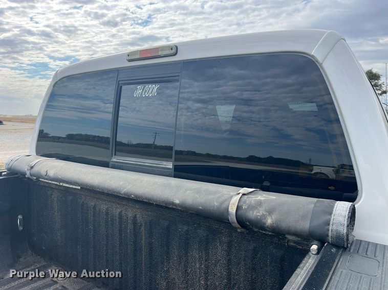 image for item DP2118 2016 Ford F350 Super Duty Lariat Platinum  Crew Cab pickup truck