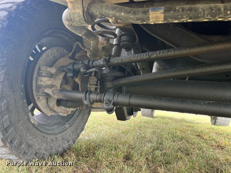 image for item DP2118 2016 Ford F350 Super Duty Lariat Platinum  Crew Cab pickup truck