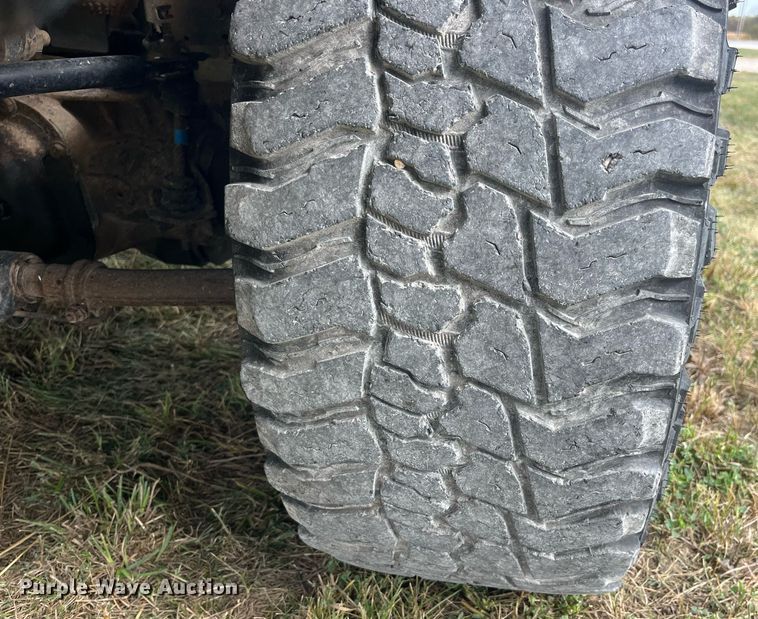 image for item DP2118 2016 Ford F350 Super Duty Lariat Platinum  Crew Cab pickup truck