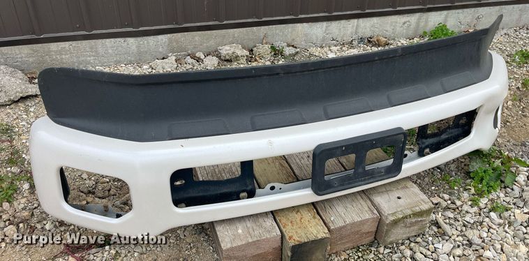 image for item DP2118 2016 Ford F350 Super Duty Lariat Platinum  Crew Cab pickup truck