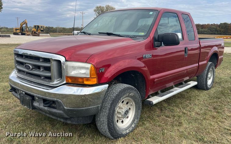 image for item DP2119 2001 Ford F250 Super Duty XLT  SuperCab pickup truck