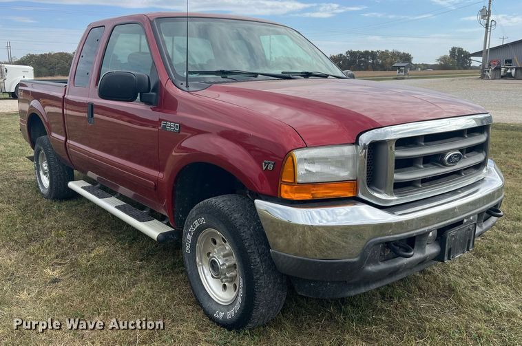 image for item DP2119 2001 Ford F250 Super Duty XLT  SuperCab pickup truck