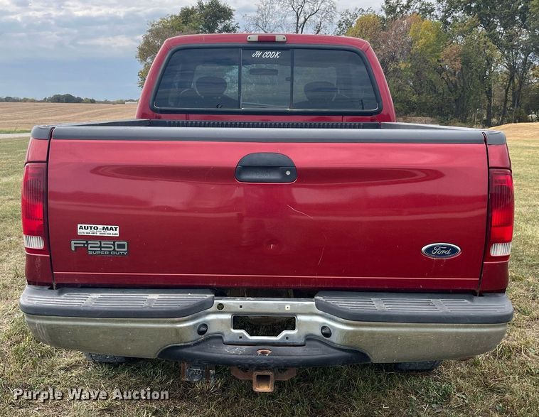 image for item DP2119 2001 Ford F250 Super Duty XLT  SuperCab pickup truck