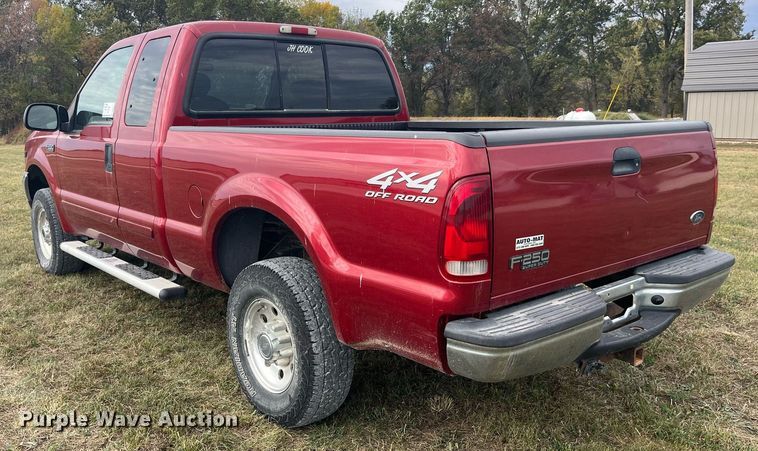 image for item DP2119 2001 Ford F250 Super Duty XLT  SuperCab pickup truck