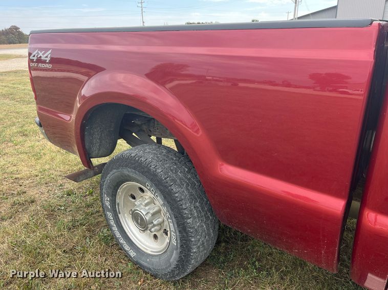 image for item DP2119 2001 Ford F250 Super Duty XLT  SuperCab pickup truck