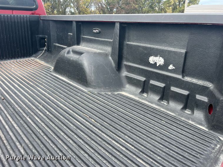 image for item DP2119 2001 Ford F250 Super Duty XLT  SuperCab pickup truck