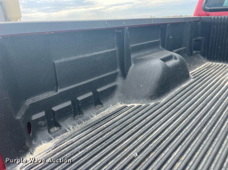 image for item DP2119 2001 Ford F250 Super Duty XLT  SuperCab pickup truck