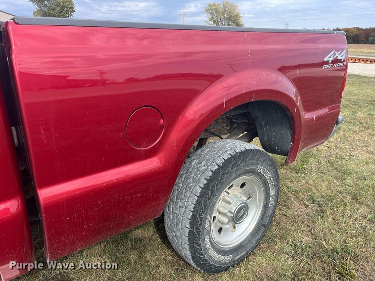 image for item DP2119 2001 Ford F250 Super Duty XLT  SuperCab pickup truck