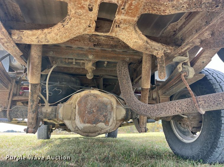 image for item DP2119 2001 Ford F250 Super Duty XLT  SuperCab pickup truck