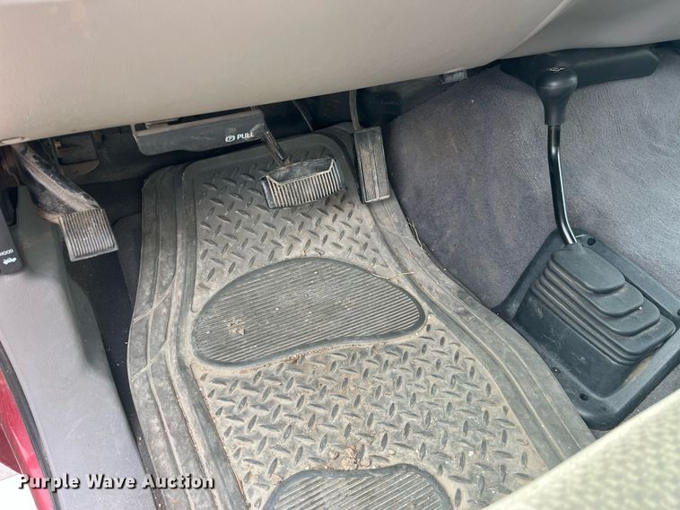 image for item DP2119 2001 Ford F250 Super Duty XLT  SuperCab pickup truck