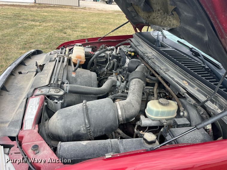 image for item DP2119 2001 Ford F250 Super Duty XLT  SuperCab pickup truck