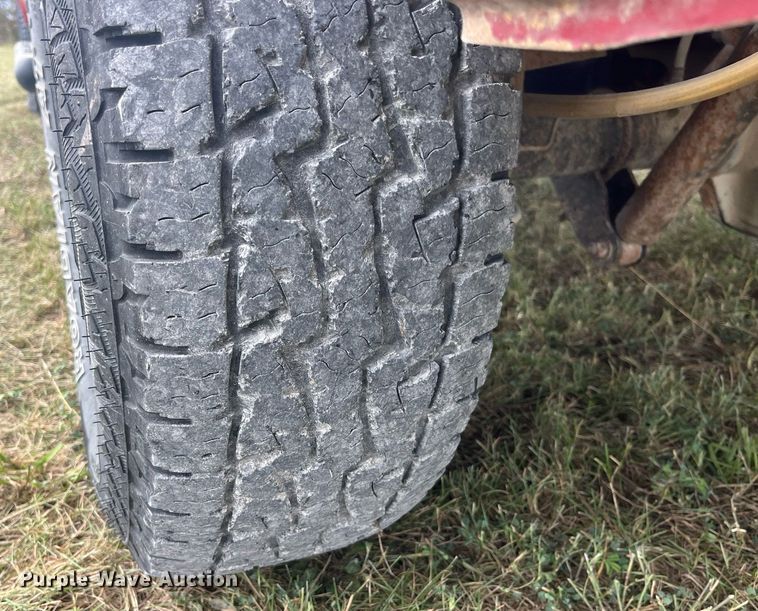 image for item DP2119 2001 Ford F250 Super Duty XLT  SuperCab pickup truck