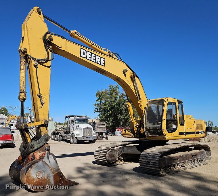 image for item DP2488 1999 John Deere 270LC  excavator