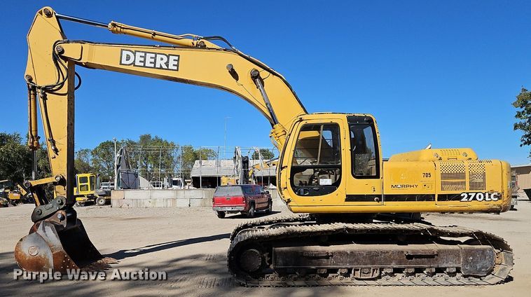 image for item DP2488 1999 John Deere 270LC  excavator