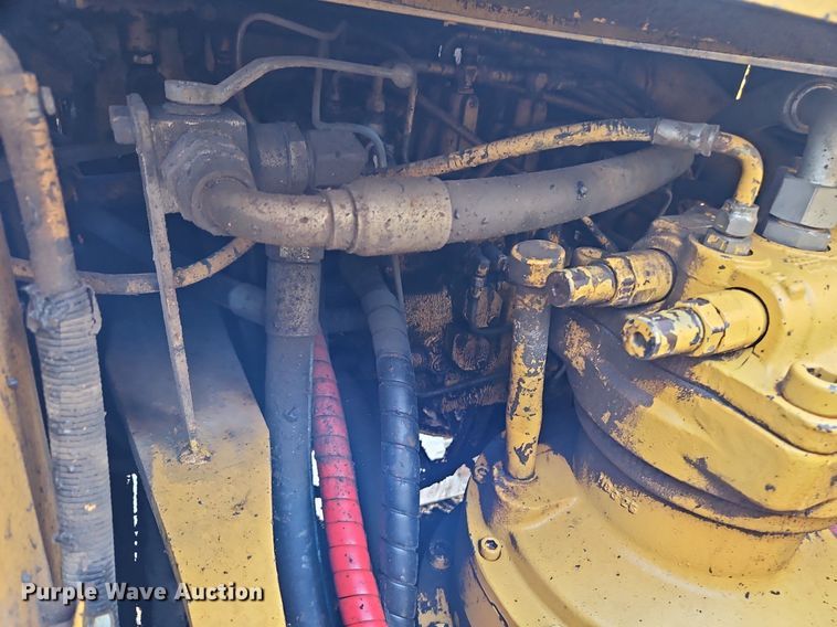 image for item DP2488 1999 John Deere 270LC  excavator