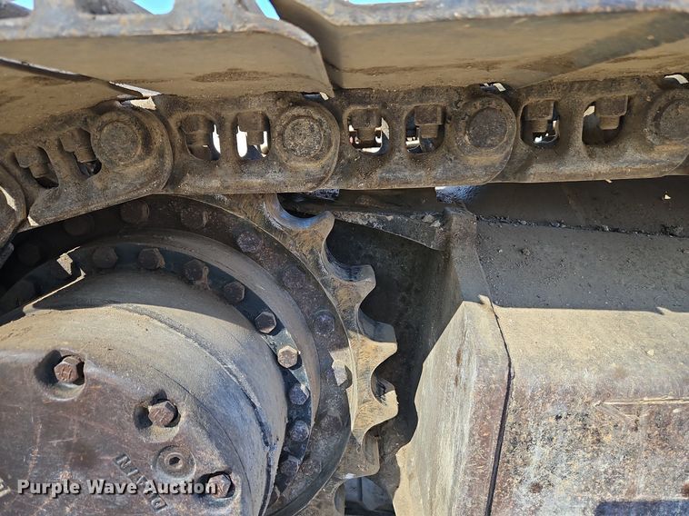 image for item DP2488 1999 John Deere 270LC  excavator