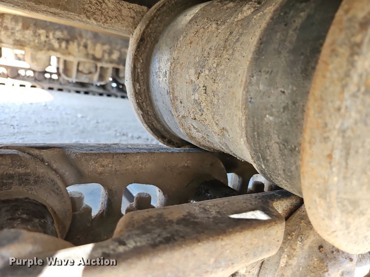 image for item DP2488 1999 John Deere 270LC  excavator