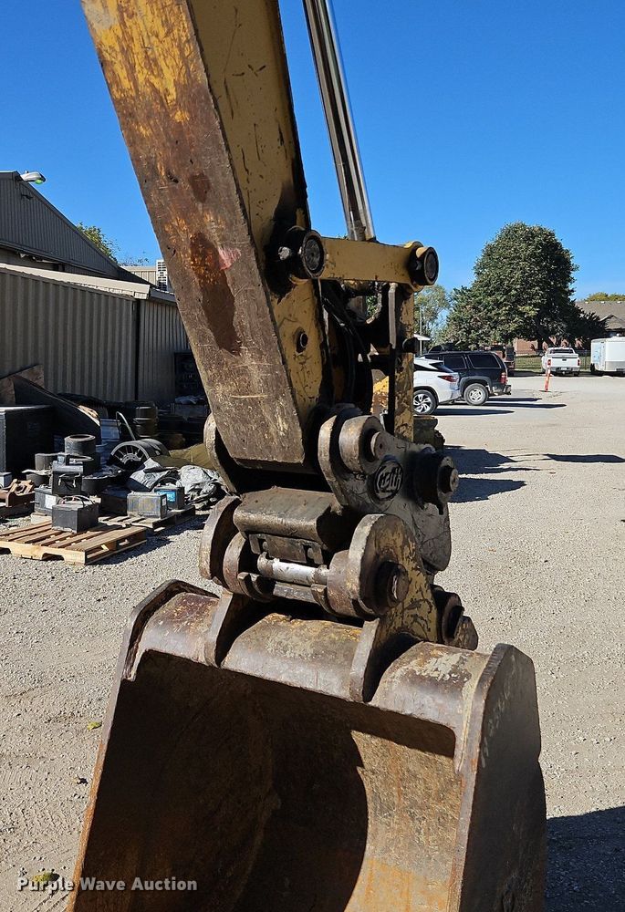 image for item DP2489 2003 Caterpillar 313CCR  excavator