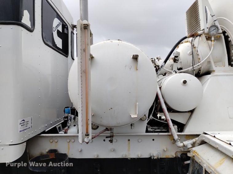 image for item DP3401 1998 Kenworth  ready mix truck