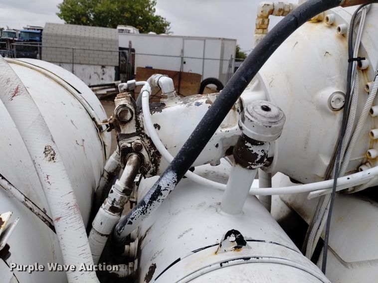 image for item DP3401 1998 Kenworth  ready mix truck