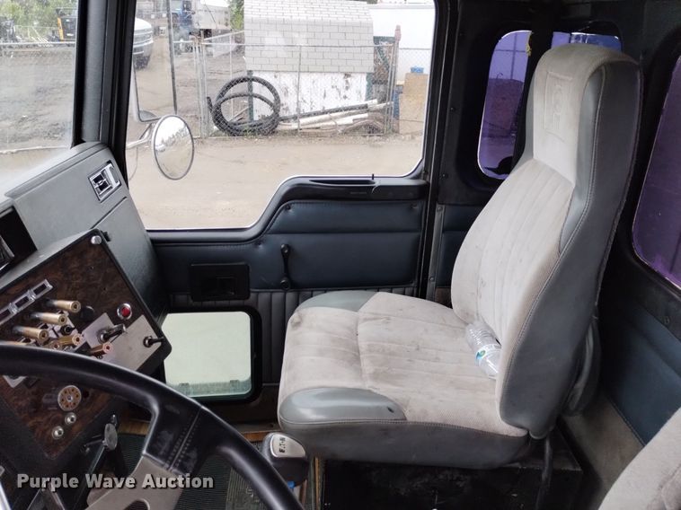 image for item DP3401 1998 Kenworth  ready mix truck