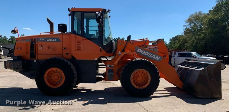 image for item DP8712 2014 Doosan DL250-3  high lift wheel loader